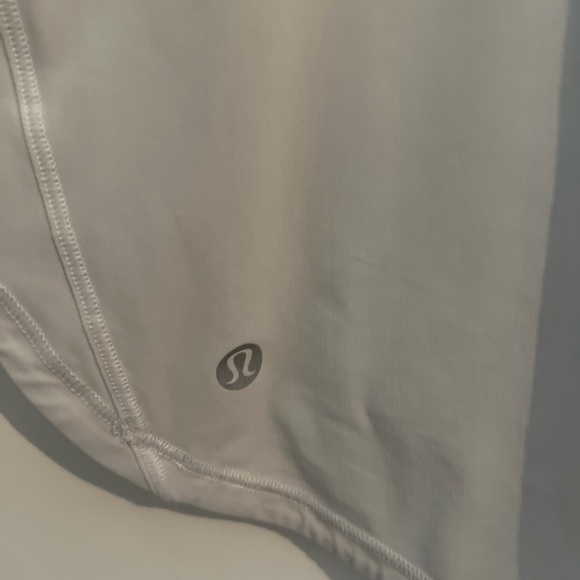 Lululemon Loose Fit Tank - Picture 3 of 4